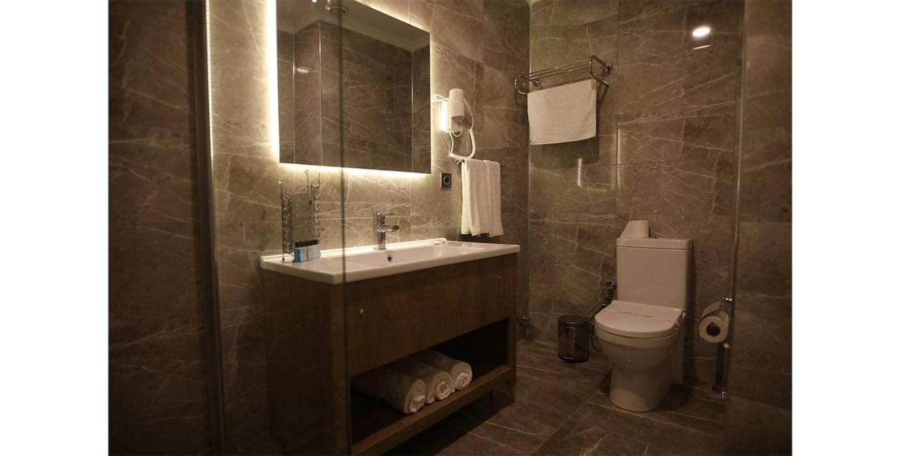 Plaza Hotel Измир Экстерьер фото
