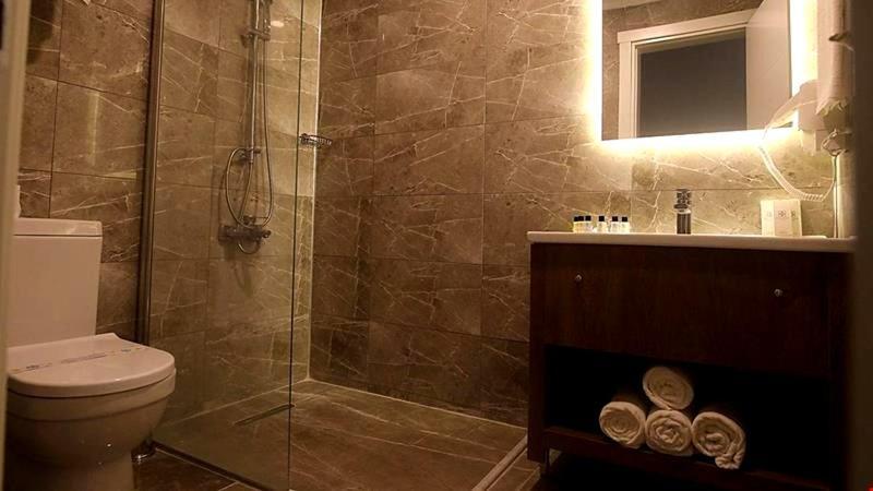 Plaza Hotel Измир Экстерьер фото